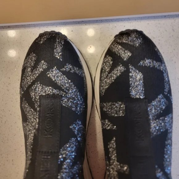 Michael Kors Bodie Metallic Logo Knit Slip-On Trainer Sneakers - Black Sz 10 NWT - Picture 12 of 12